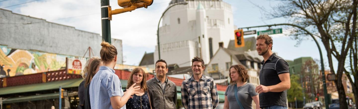 Travellers can discover Canada’s history and culture through three new Canadian Signature Experiences Les voyageurs peuvent découvrir l’histoire et la culture du Canada grâce à trois nouvelles expériences canadiennes distinctives