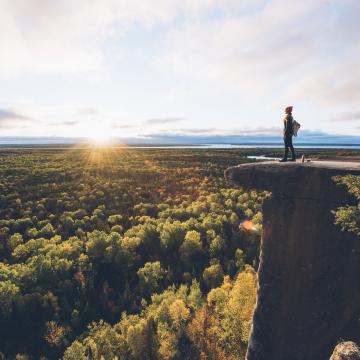 Frapper fort : le rapport annuel 2017 de Destination Canada